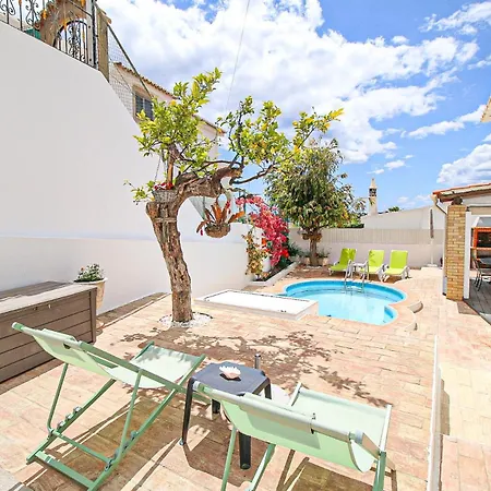 Tibouchina Вилла